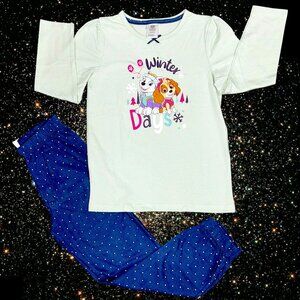 “Winter Days with Everest & Skye” Pajama Set Green Top & Blue Polka Dot Pants 4T